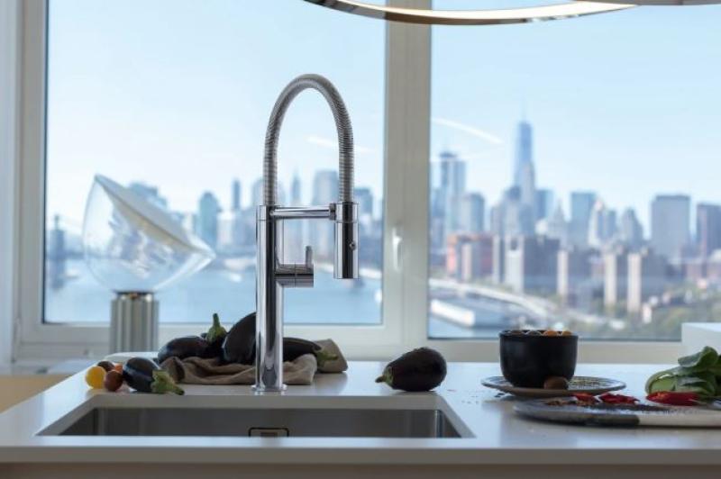 Franke Pescara Semi Pro L Keukenkraan flexibele uitloop chroom 115.0393.975