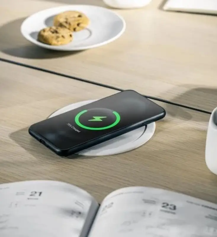 Indux Push verzinkbare randaarde witte keukenstopcontact in werkblad met 4 stopcontacten, 2 x USB, 2 x RJ45 en draadloos opladen 1208957419