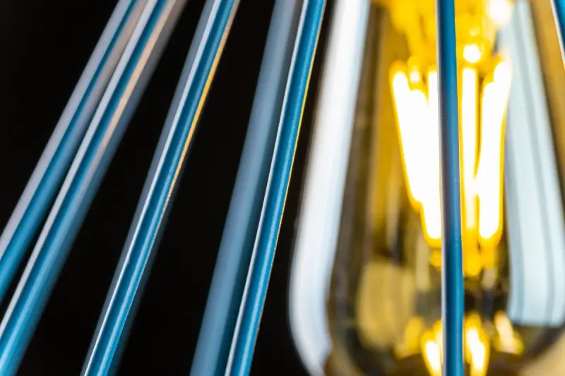 Decor Tess blauw metalen kegelvormige draadhanglamp 2578