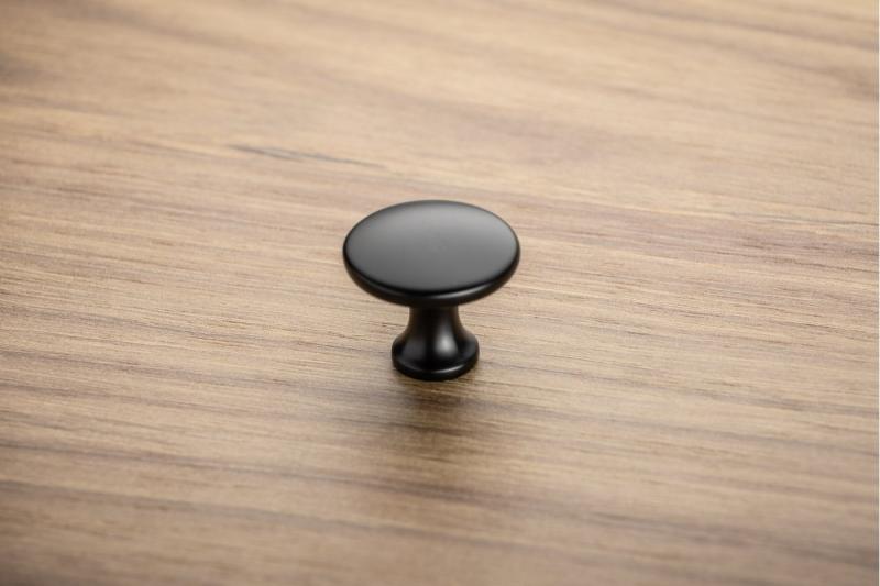 Zamak konb UDINE black mat 1208959337