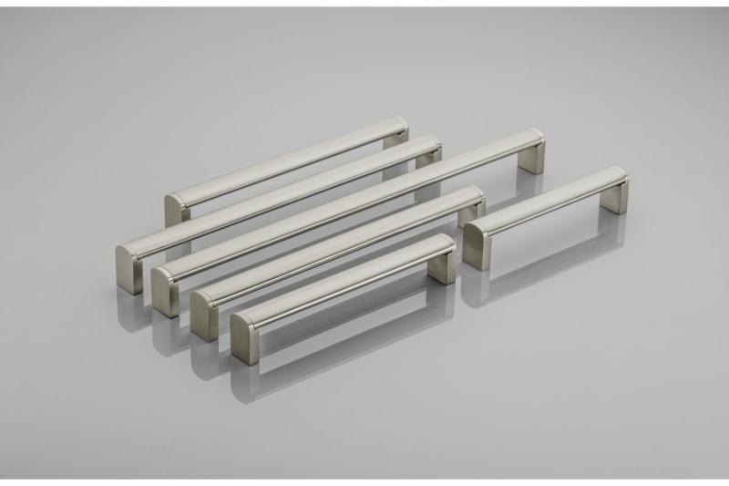 Zamak handle 682 C=256mm brushed steel 1208965787