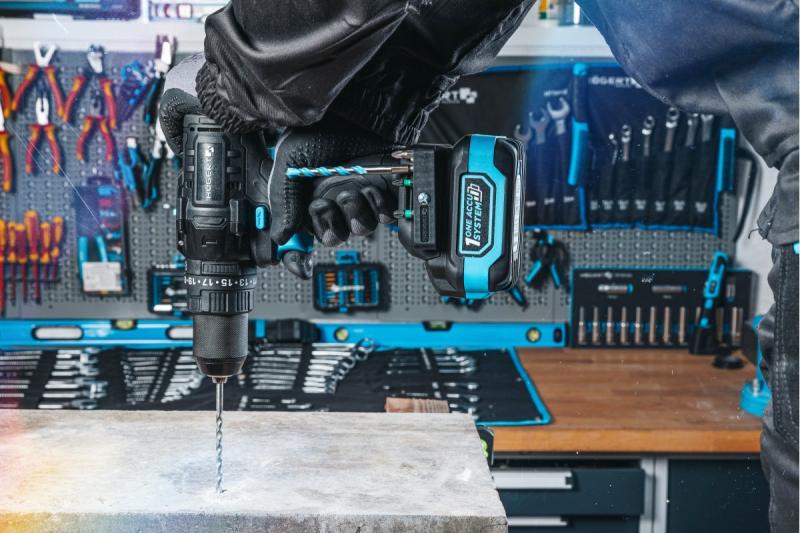 Högert krachtige accuklopboormachine, borstelloos, 18V