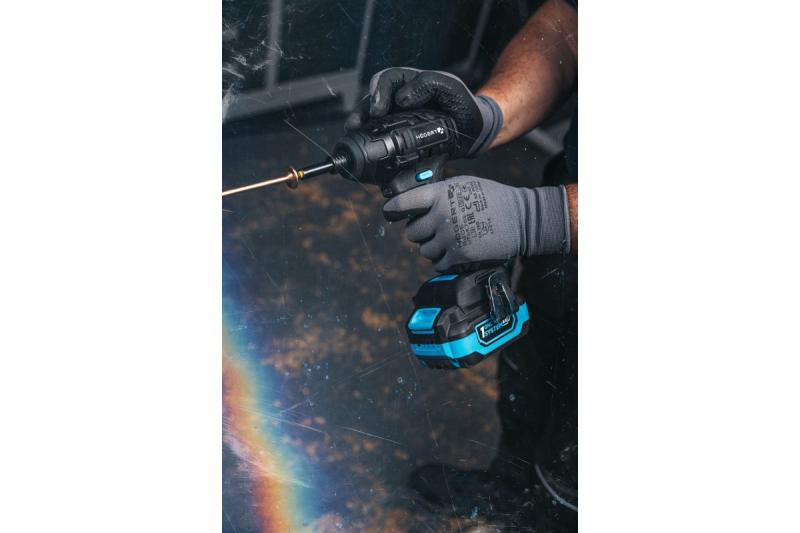 Högert Borstelloze slagschroevendraaier 18V