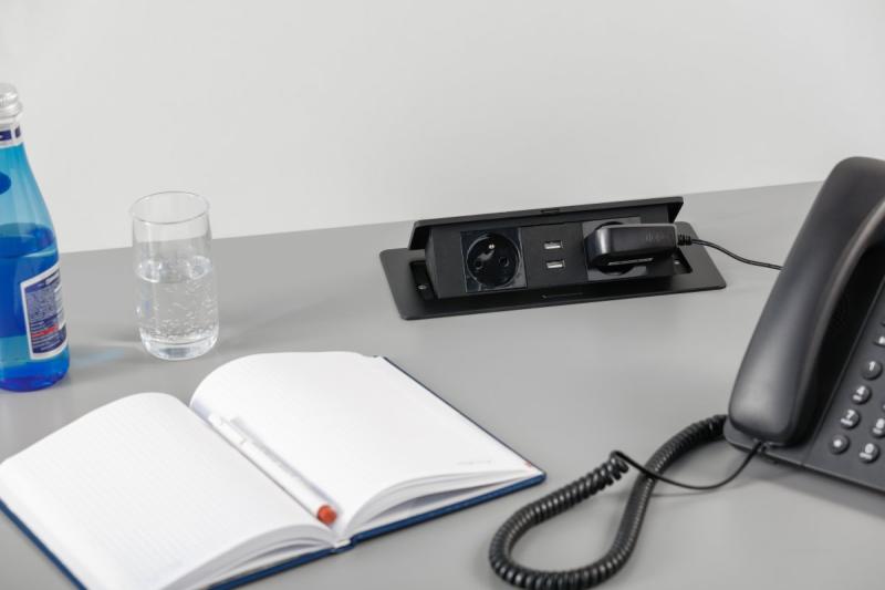 Bureaublad verlengkabel SOFT 2x stopcontact met aarding, USB 2.1A, voedingskabel met stekker, zwart