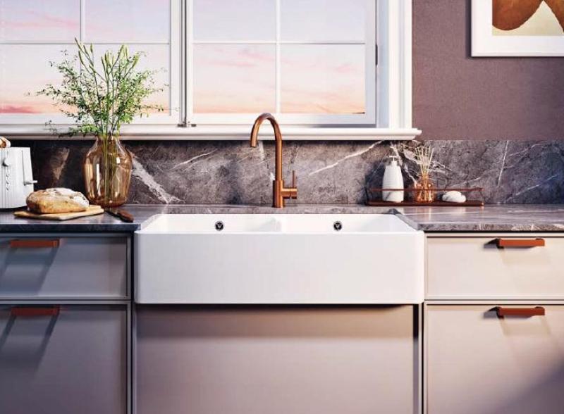 Ausmann Ceramic Mira Keramische Witte Dubbelle Spoelbak - Onderbouw en Tussenbouw 890 x 456 mm met Gouden pluggen 1208971471